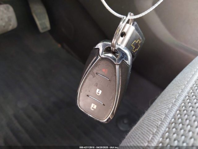 1GNERFKW9NJ185979 Chevrolet lfy