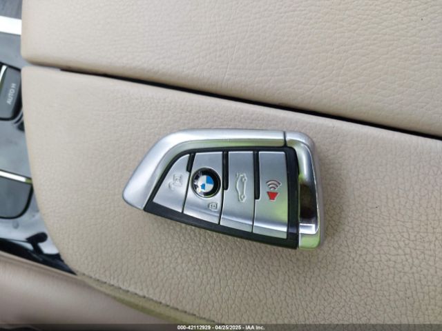 WBAJA7C54KWW17660 BMW 530i Xdrive