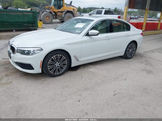WBAJA7C54KWW17660 BMW 530i Xdrive