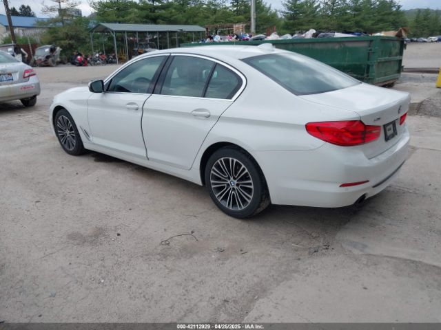 WBAJA7C54KWW17660 BMW 530i Xdrive