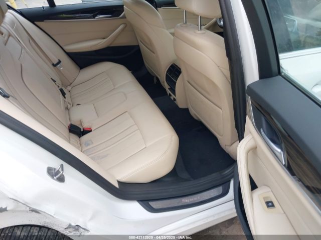 WBAJA7C54KWW17660 BMW 530i Xdrive