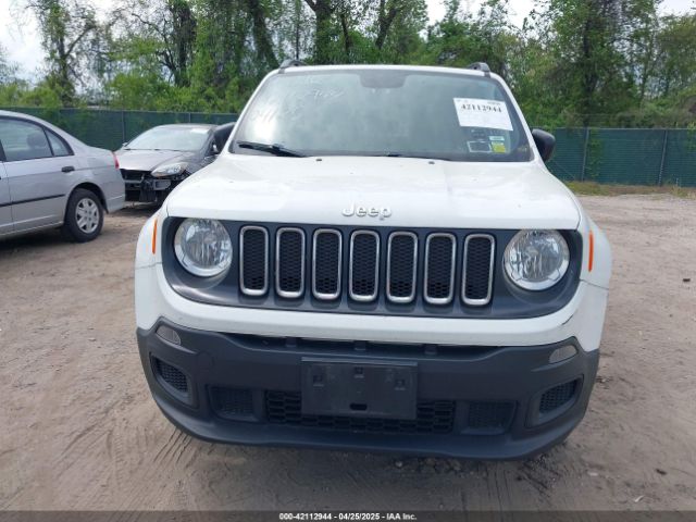 ZACCJBABXJPJ38577 Jeep Renegade Sport 4x4