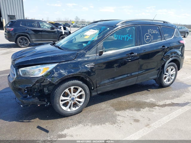 1FMCU9GD1JUD48846 Ford ESCAPE SE