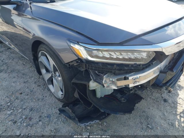 1HGCV2F92JA050248 Honda Accord Touring 2.0t