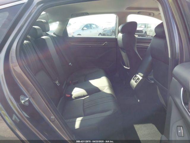 1HGCV2F92JA050248 Honda Accord Touring 2.0t