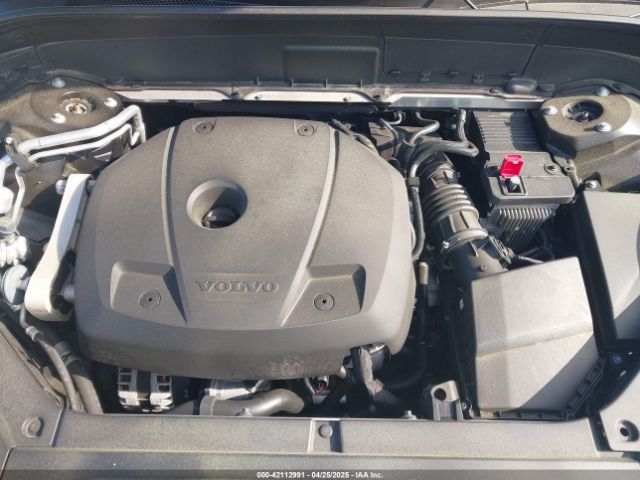 2022 VOLVO XC90 YV4A221K7N1781589 Photo 9