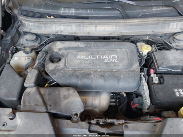 1C4PJLCB6GW356065 Jeep Cherokee Latitude
