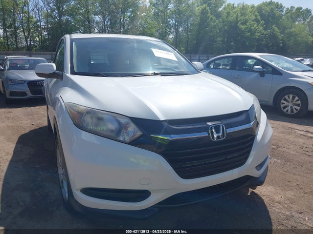 3CZRU5H33GM727111 Honda HR-V LX