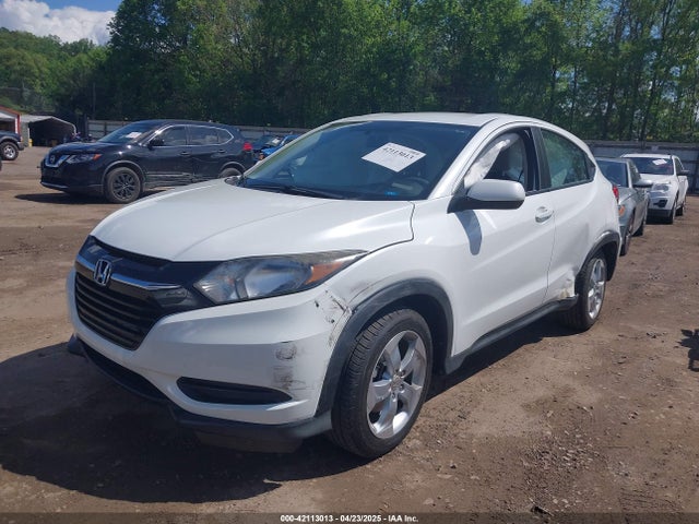 3CZRU5H33GM727111 Honda HR-V LX