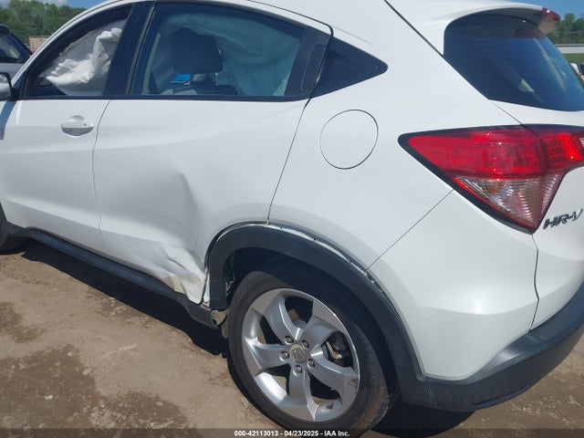 3CZRU5H33GM727111 Honda HR-V LX