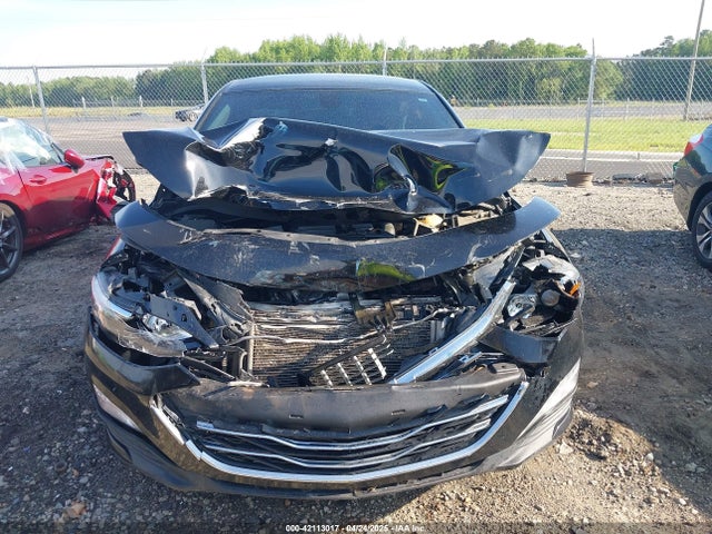 1G1ZD5STXKF162260 Chevrolet MALIBU LT