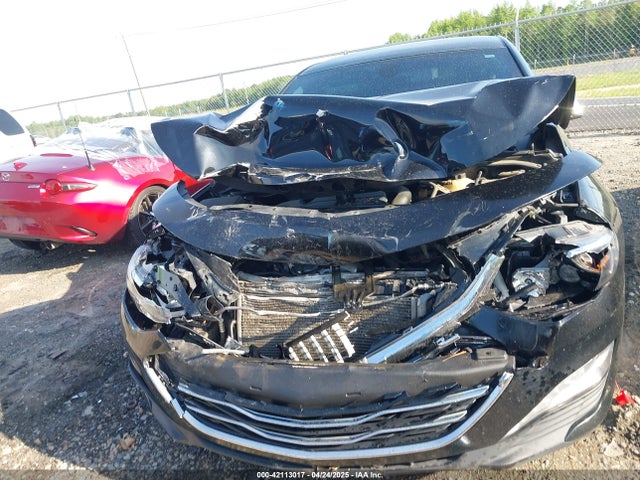 1G1ZD5STXKF162260 Chevrolet MALIBU LT