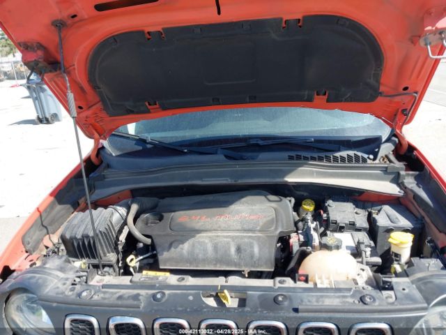 ZACCJBBB0JPG91837 Jeep Renegade Latitude 4x4