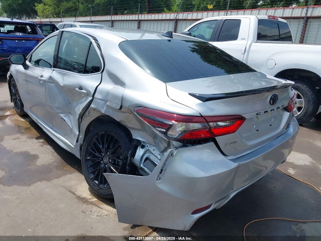 4T1G11BK1NU050708 Toyota Camry Se Nightshade Special Awd