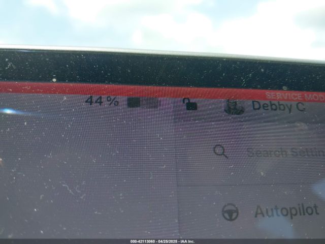 5YJ3E1EA4LF598069 Tesla 2020