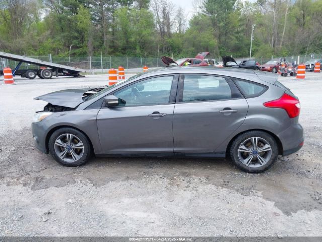 1FADP3K28EL315914 Ford FOCUS SE