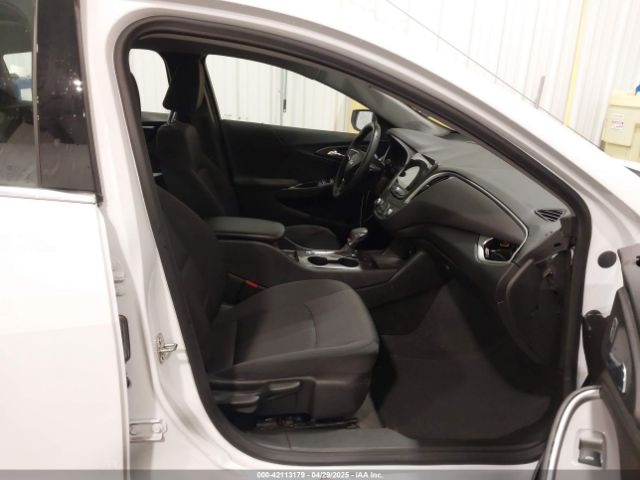 1G1ZG5ST6PF121526 Chevrolet Malibu Fwd Rs