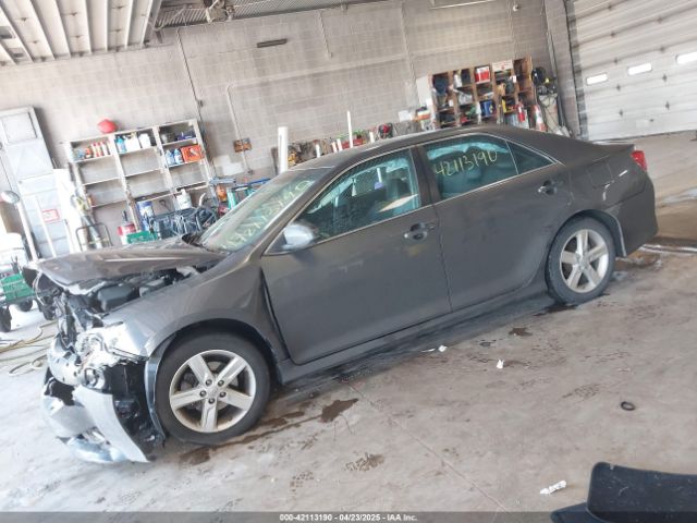 4T1BF1FK9EU872095 Toyota CAMRY SE