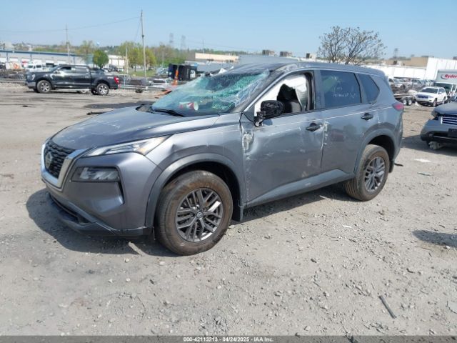 5N1AT3AB5MC850123 Nissan Rogue S Intelligent Awd