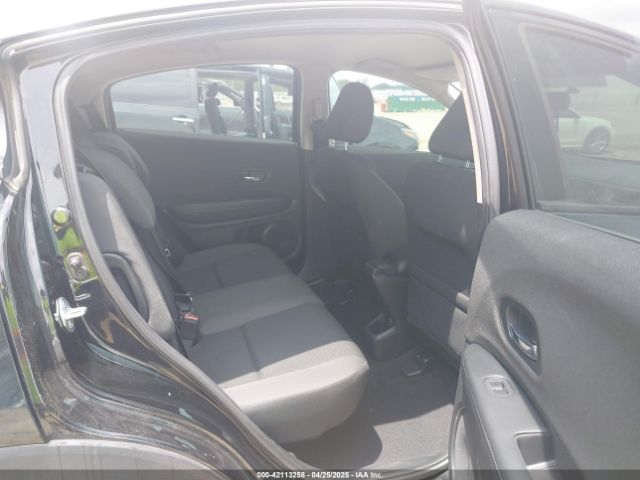 3CZRU5H32NM712659 Honda Hr-v 2wd Lx