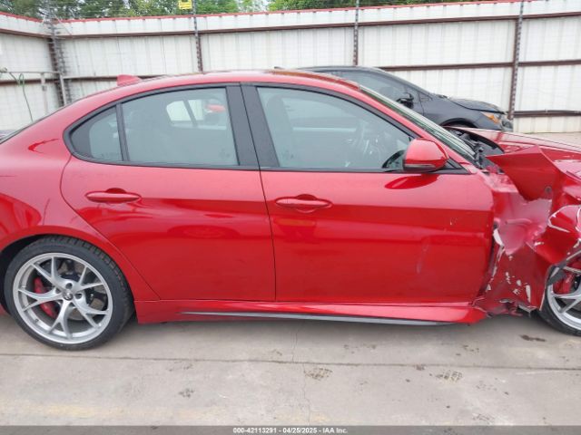 ZARFAEAV1H7519131 Alfa Romeo Giulia Quadrifoglio Rwd