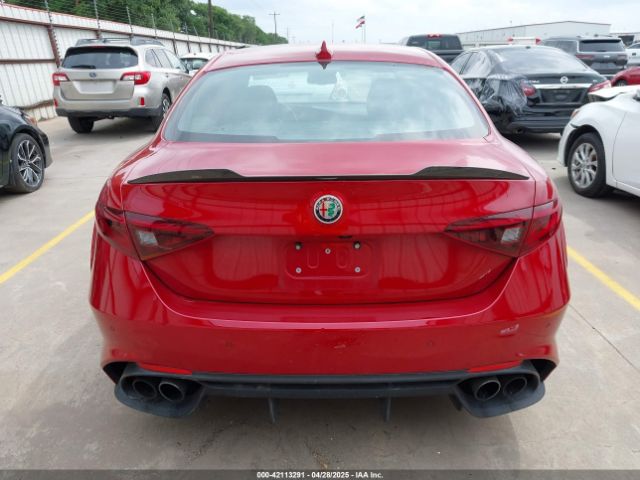 ZARFAEAV1H7519131 Alfa Romeo Giulia Quadrifoglio Rwd