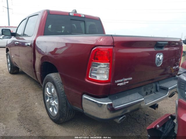 2023 RAM 1500 1C6SRFFT2PN702988 Photo 2