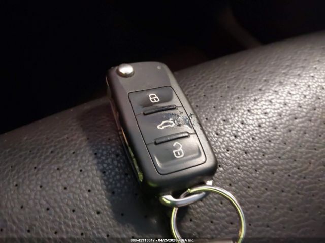 WVGBV7AXXGW565289 Volkswagen TIGUAN S