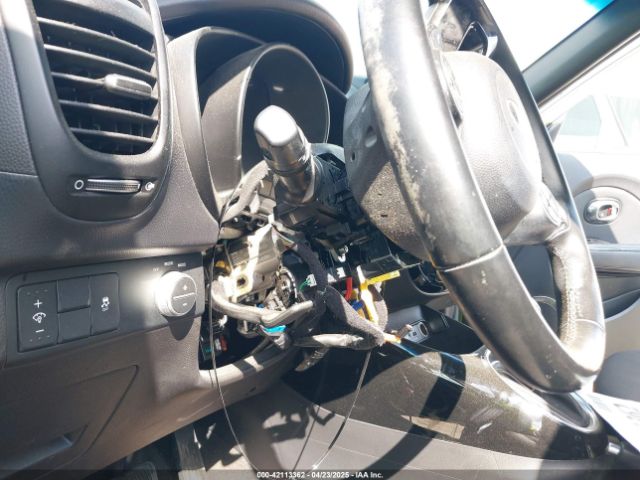 KNDJX3A55E7743392 KIA Soul !