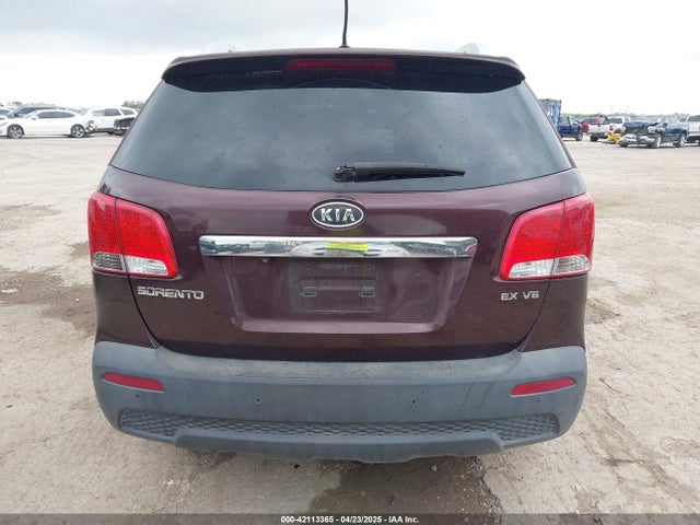42113365 :رقم المزاد ، 5XYKU4A24BG052376 vin ، 2011 Kia Sorento Ex V6 مزاد بيع