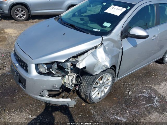 1G1JC6SB4F4172376 Chevrolet Sonic Lt Auto