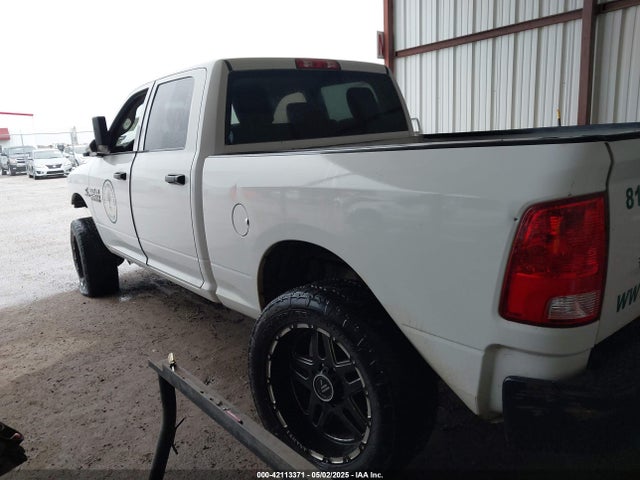 RAM 2018 2018 3C6UR5CL2JG283449 Image 2