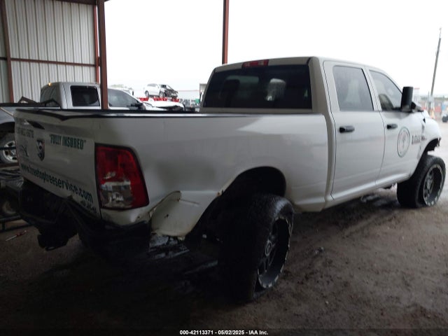 RAM 2018 2018 3C6UR5CL2JG283449 Image 3