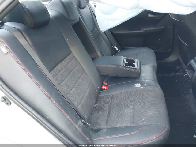 4T1BF1FK1HU615467 Toyota CAMRY SE
