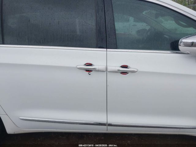 2C4RC1GG8JR107182 Chrysler Pacifica Limited