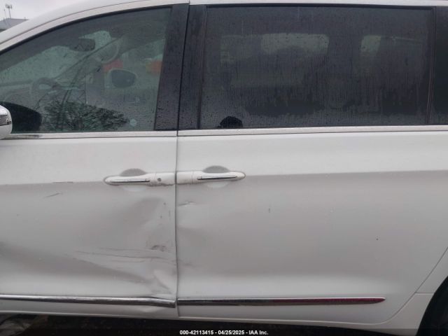 2C4RC1GG8JR107182 Chrysler Pacifica Limited