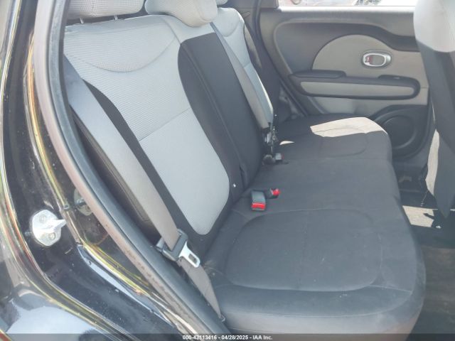 KNDJN2A27J7504782 KIA Soul
