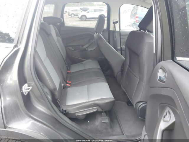 1FMCU0GD3JUA16127 Ford ESCAPE SE