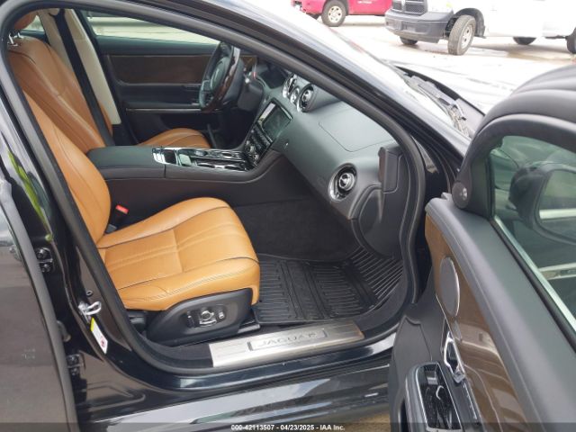 SAJWA1CEXKMW22140 Jaguar s/c ulev
