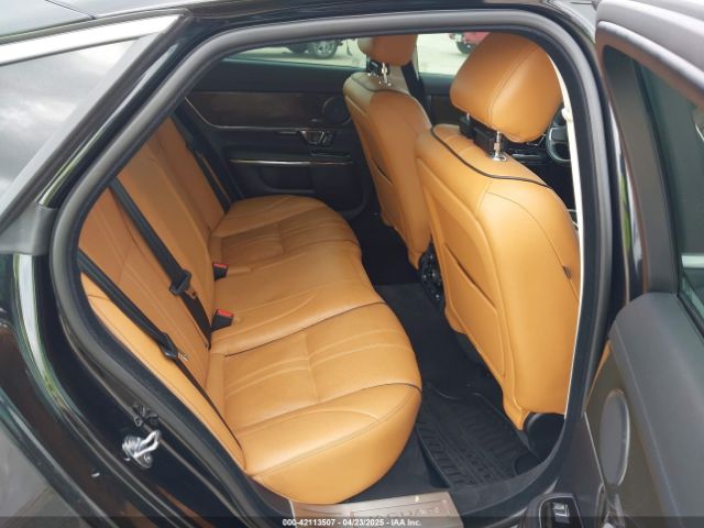SAJWA1CEXKMW22140 Jaguar s/c ulev