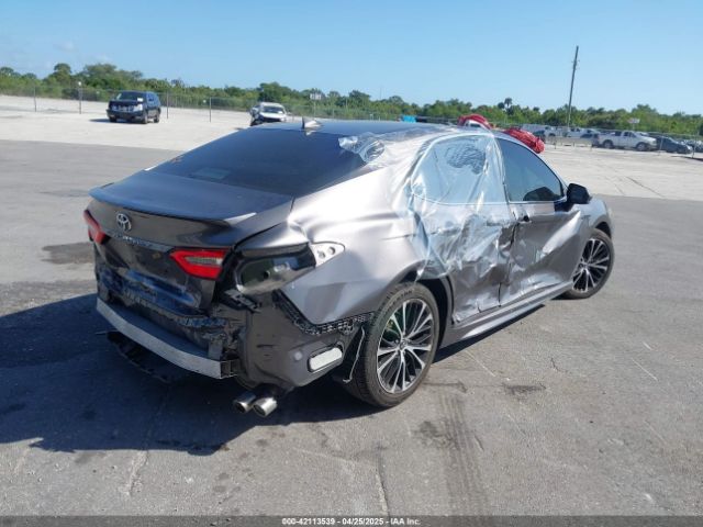 2019 TOYOTA CAMRY 4T1B11HK8KU695076 Photo 3