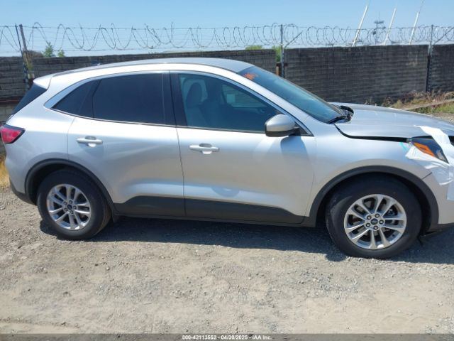 1FMCU0G68LUA82385 Ford ESCAPE SE