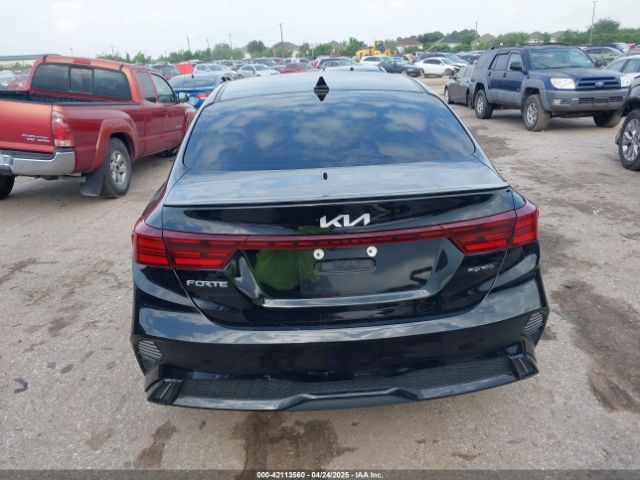 3KPF54AD8PE542078 KIA Forte Gt-line