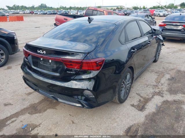 3KPF54AD8PE542078 KIA Forte Gt-line