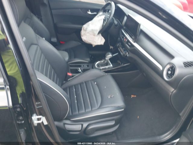 3KPF54AD8PE542078 KIA Forte Gt-line