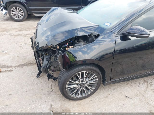 3KPF54AD8PE542078 KIA Forte Gt-line