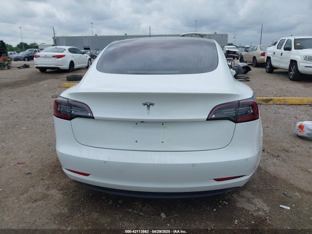 5YJ3E1EA4JF035990 Tesla MODEL 3