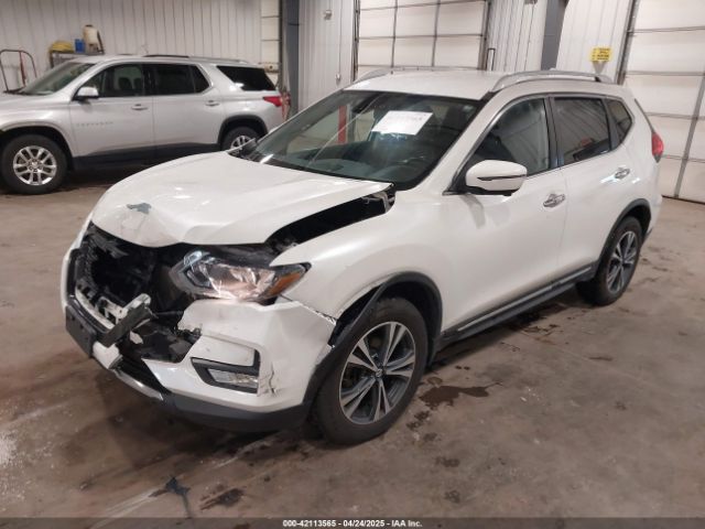 JN8AT2MV5HW009156 Nissan Rogue Sl