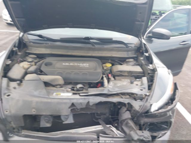 1C4PJLCB5FW689811 Jeep Cherokee Latitude