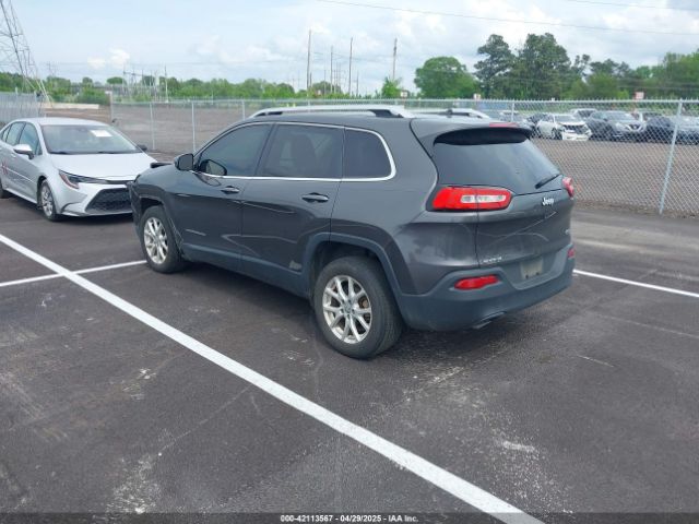 1C4PJLCB5FW689811 Jeep Cherokee Latitude